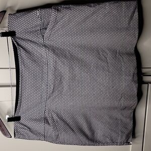 Women's black & white skort, size XL. S.C. & CO.